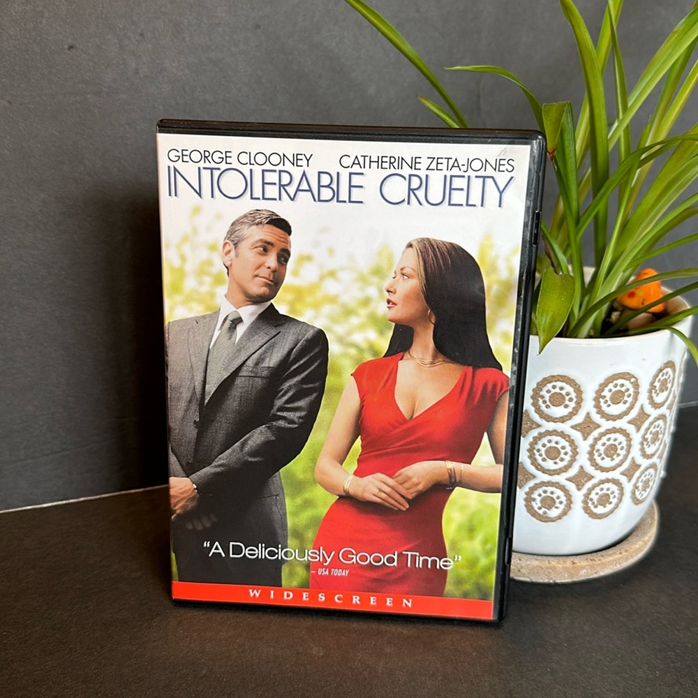 Intolerable Cruelty DVD